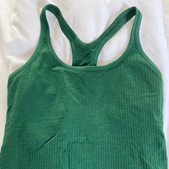 Lululemon racer back tank top - Picture 2 of 6